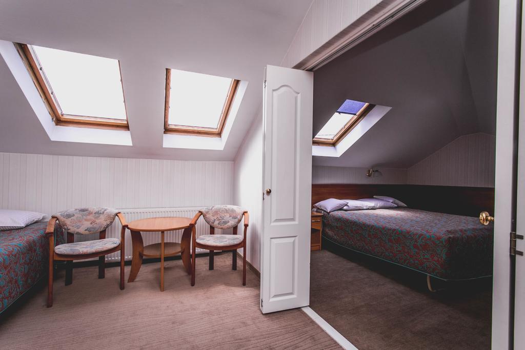 Hotel Twins Warschau Exterior foto